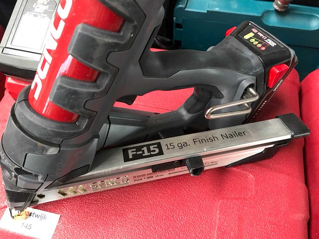 Senco f-15 tacker - afbeelding 2 van  2