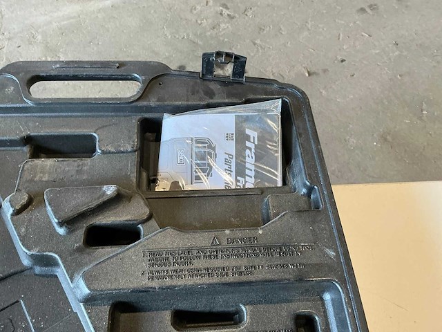 Senco framepro 600 pneumatische tacker - afbeelding 4 van  4