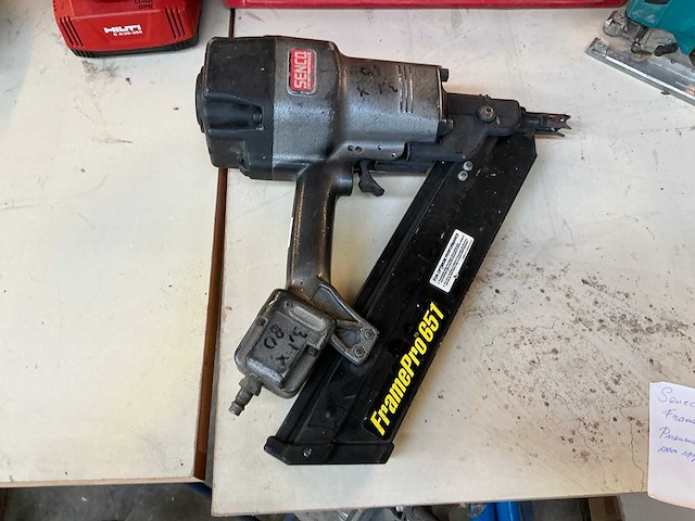 Senco framepro651 pneumatische tacker - afbeelding 2 van  2