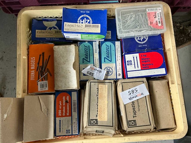 Senco partij stalen nagels en spijkers - afbeelding 2 van  8