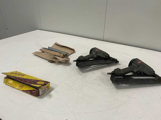 Senco pneumatische tacker (2x) - afbeelding 1 van  5