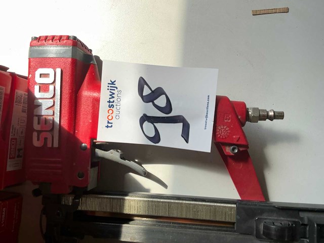 Senco pneumatische tacker (2x) - afbeelding 4 van  5