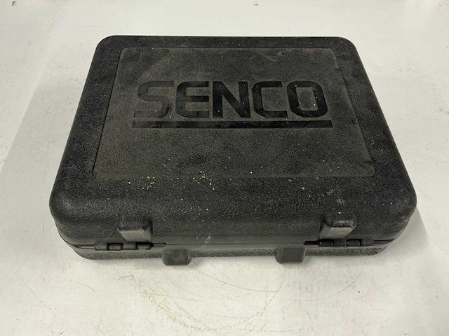 Senco sfn30 pneumatische spijkersmachine - afbeelding 4 van  4