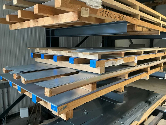 Sendzimir verzinkt plaatmateriaal in 1 stelling - afbeelding 3 van  7