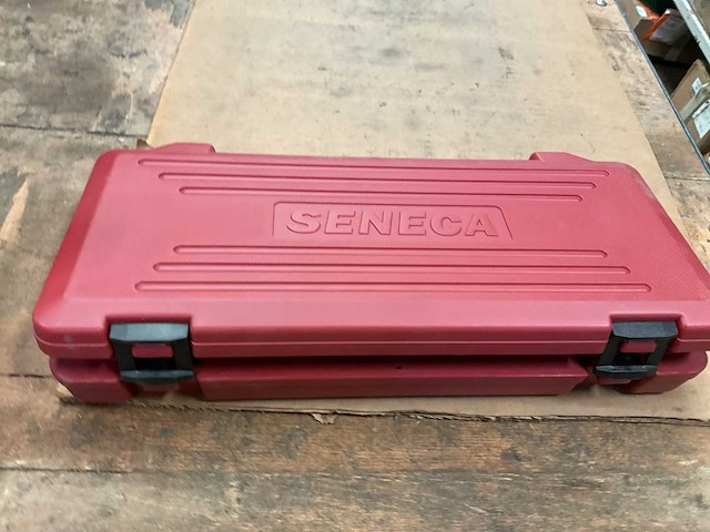 Seneca ringsleutelset - afbeelding 1 van  3