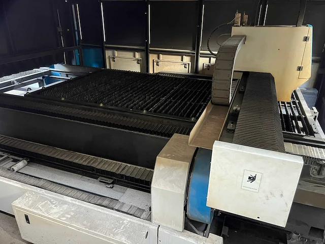 Senfeng - 2020 - sf3015hm - lasersnijmachine - afbeelding 6 van  48