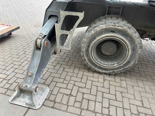 Sennebogen - 2014 - 835 - overslagkraan - afbeelding 6 van  7