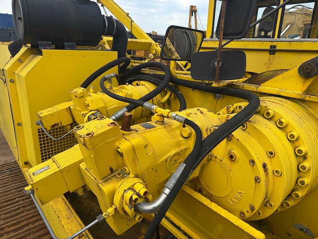 Sennebogen s 1240 met 27 m giek inclusief 3 grijpers - afbeelding 2 van  2