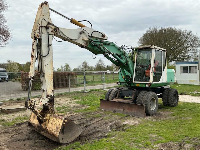 Sennebogen zm 13 banden graafmachine - afbeelding 1 van  32