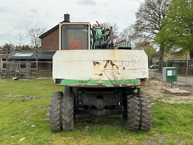 Sennebogen zm 13 banden graafmachine - afbeelding 27 van  32