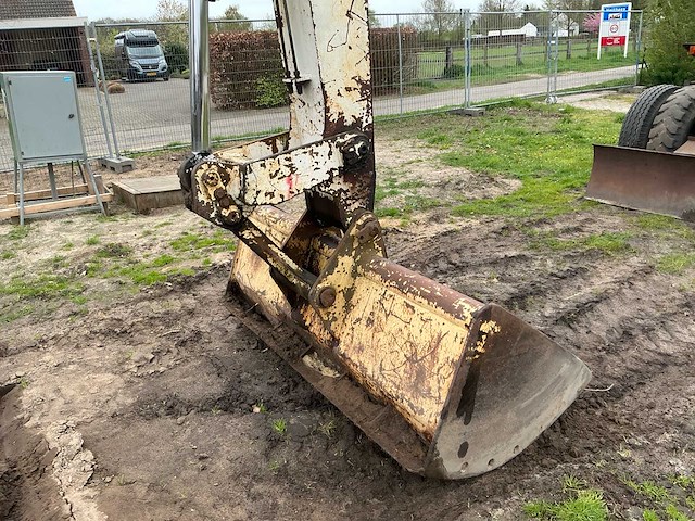 Sennebogen zm 13 banden graafmachine - afbeelding 30 van  32