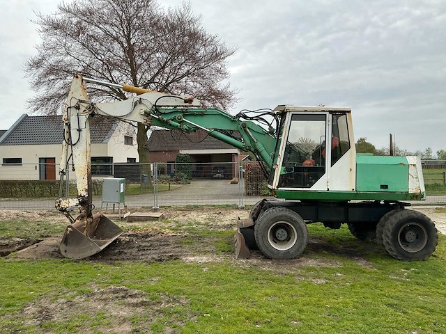 Sennebogen zm 13 banden graafmachine - afbeelding 27 van  31