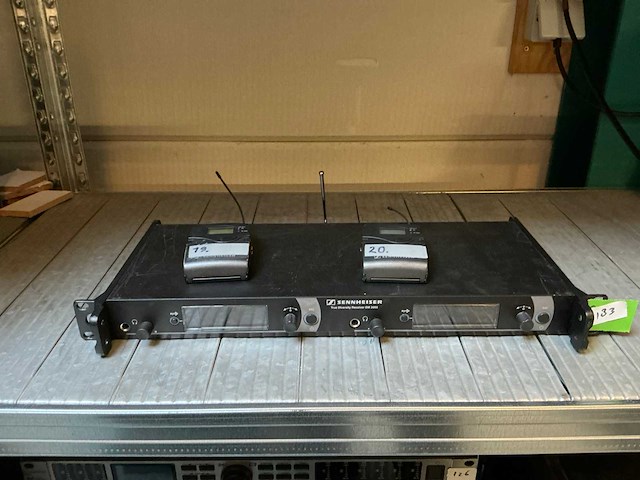 Sennheiser - wireless transmitter - afbeelding 2 van  4