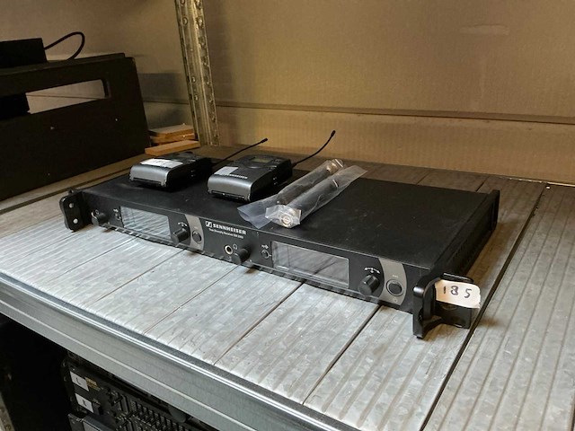 Sennheiser - wireless transmitter - afbeelding 1 van  4