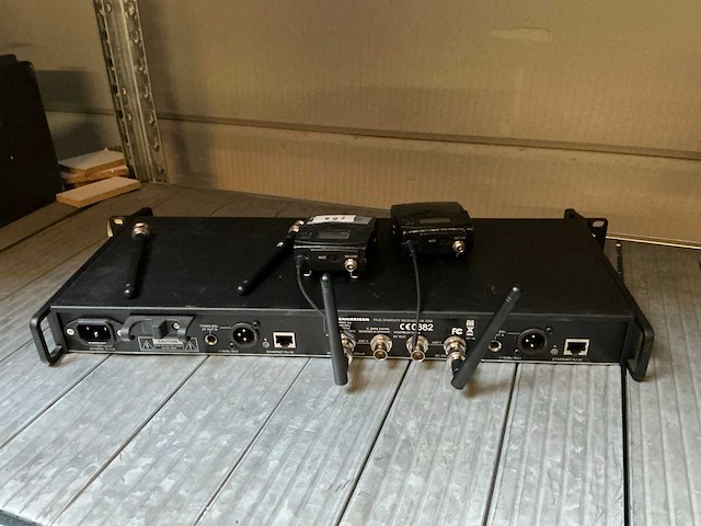 Sennheiser - wireless transmitter - afbeelding 3 van  3
