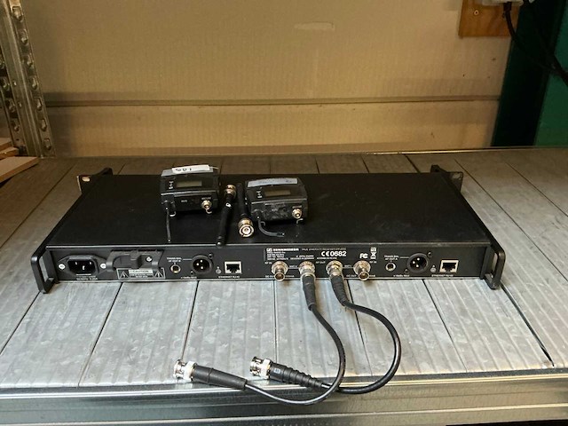 Sennheiser - wireless transmitter - afbeelding 3 van  3