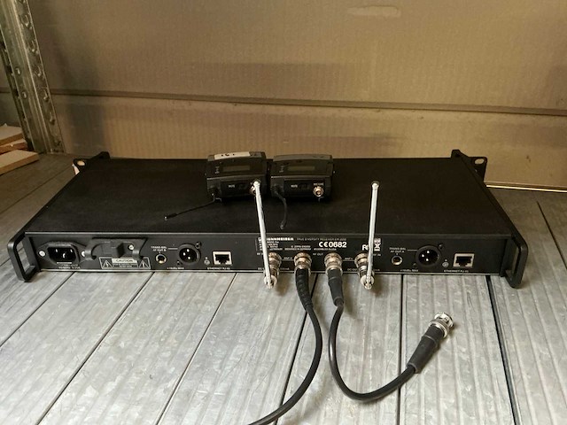Sennheiser - wireless transmitter - afbeelding 4 van  4
