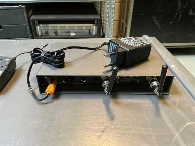 Sennheiser - wireless transmitter - afbeelding 4 van  4