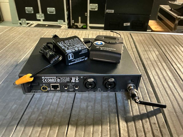 Sennheiser - wireless transmitter - afbeelding 3 van  3