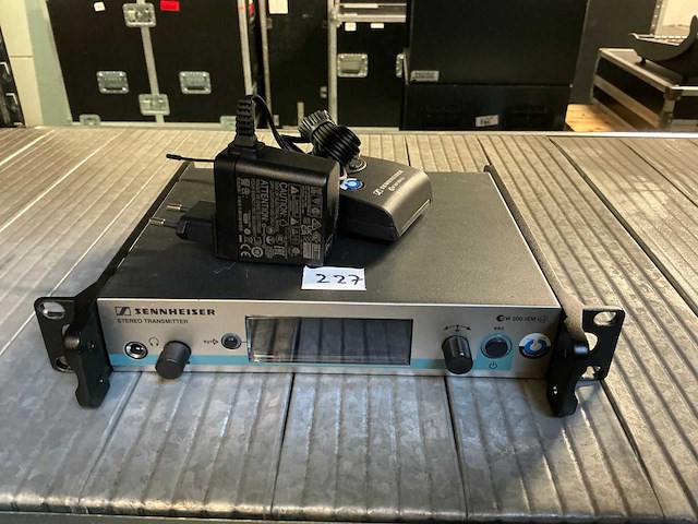 Sennheiser - wireless transmitter - afbeelding 1 van  3