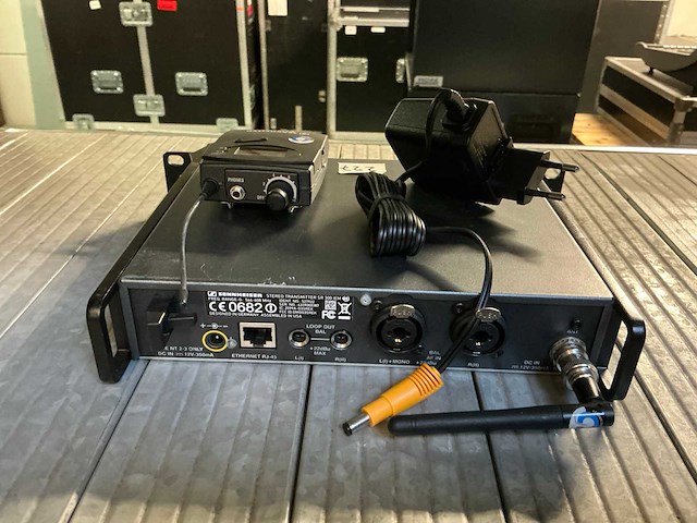 Sennheiser - wireless transmitter - afbeelding 3 van  3