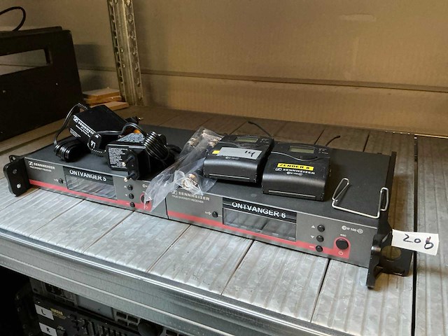 Sennheiser - wireless transmitters (2x) - afbeelding 1 van  4