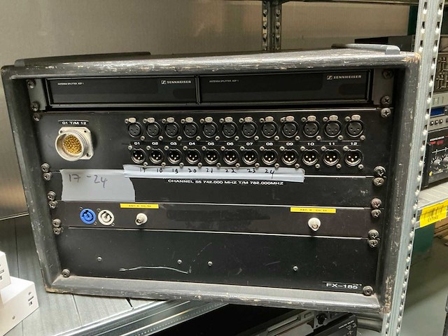 Sennheiser - wireless transmitters (8x) - afbeelding 6 van  6