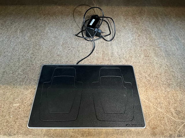 Sennheiser chg 2w laadstation - afbeelding 1 van  4