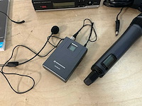 Sennheiser em10 + e835-s + sk 20 draadloze microfoonsysteem - afbeelding 3 van  6