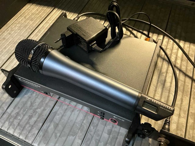 Sennheiser em100g3 b draadloze microfoon - afbeelding 3 van  4