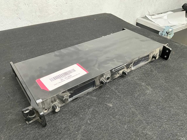 Sennheiser em2050 ontvanger gb-w - afbeelding 1 van  2