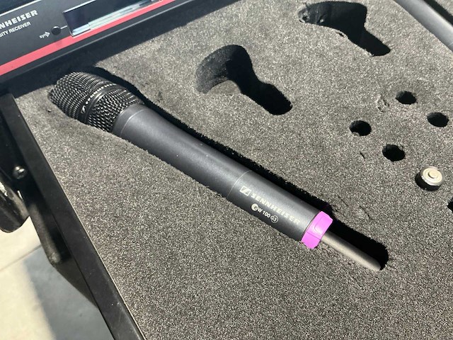 Sennheiser ew 100 g3 draadloze microfoon set (2x) in kist - afbeelding 9 van  11