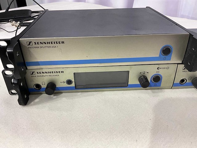 Sennheiser ew500 g3 draadloze 2-kanaals zender set - afbeelding 3 van  4