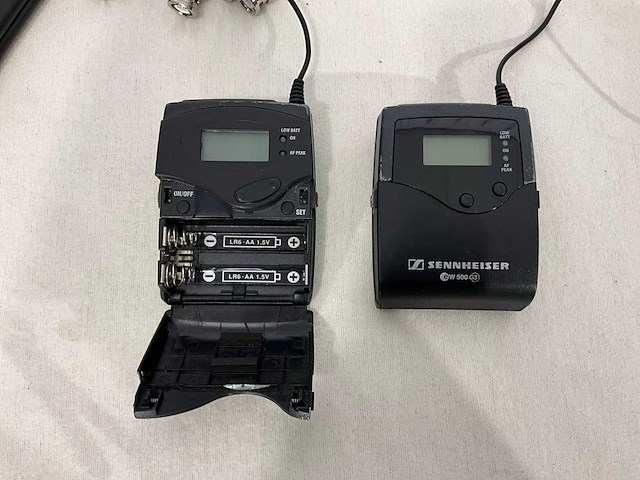 Sennheiser ew500 g3 draadloze 2-kanaals zender set - afbeelding 4 van  4