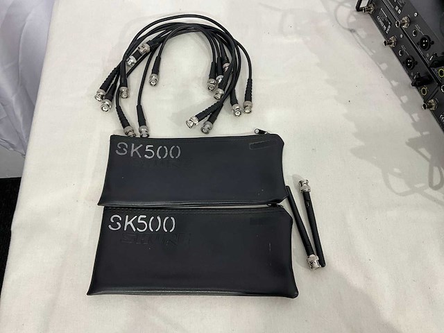 Sennheiser ew500 g3 draadloze 4-kanaals zender set - afbeelding 8 van  8