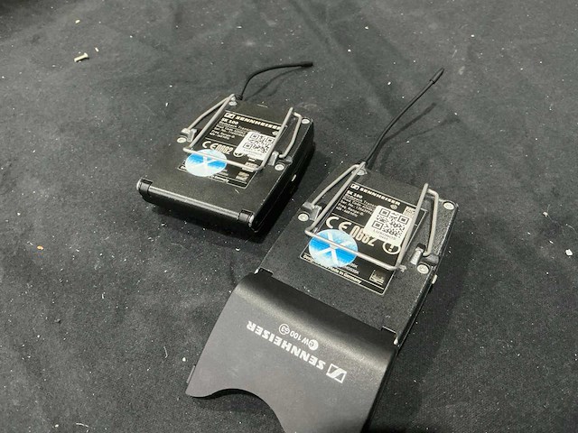 Sennheiser sk100 g3 beltpack transmitter (3x) - afbeelding 3 van  3