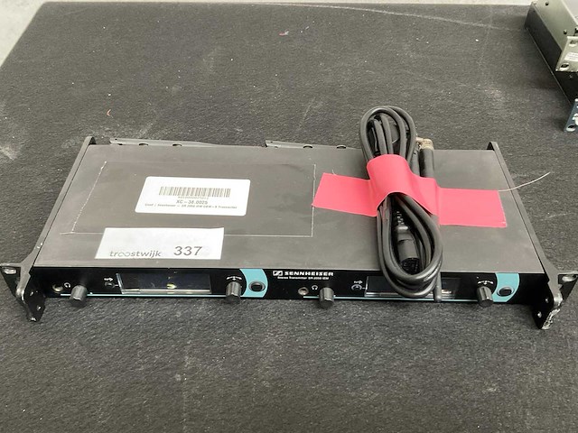 Sennheiser sr 2050 iem stereo transmitter - afbeelding 2 van  3