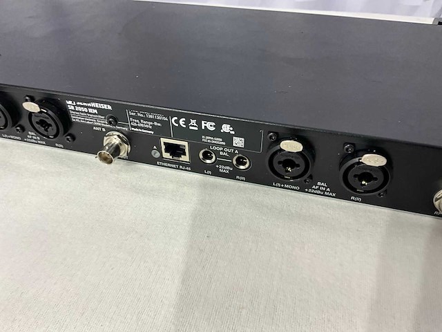 Sennheiser sr2050 iem draadloze 2-kanaals in-ear set - afbeelding 4 van  4