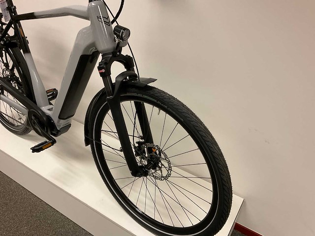 Sensa premium 630 elektrische fiets - afbeelding 2 van  8