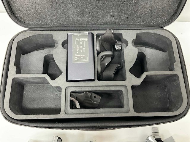 Senseglove nova - haptische handschoenen met opbergkoffer (2x) - afbeelding 4 van  6