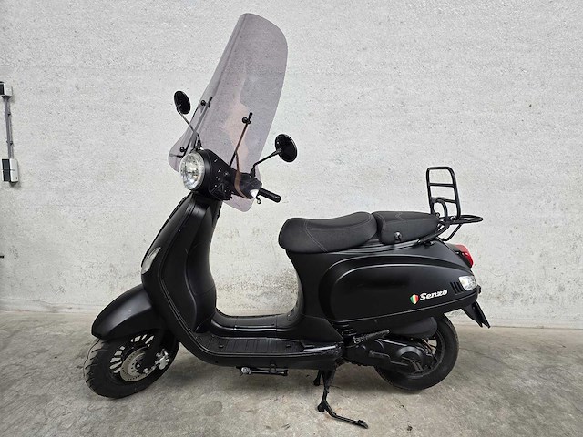 Senzo - snorscooter - rivalux - 4t 25km uitvoering dls14v - afbeelding 1 van  7