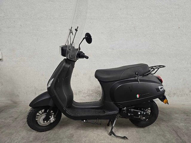Senzo - snorscooter - rivalux s - 4t 25km uitvoering fpk27s - afbeelding 1 van  7