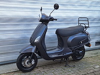 Senzo riva lux 25 km snorscooter 4takt - afbeelding 2 van  4