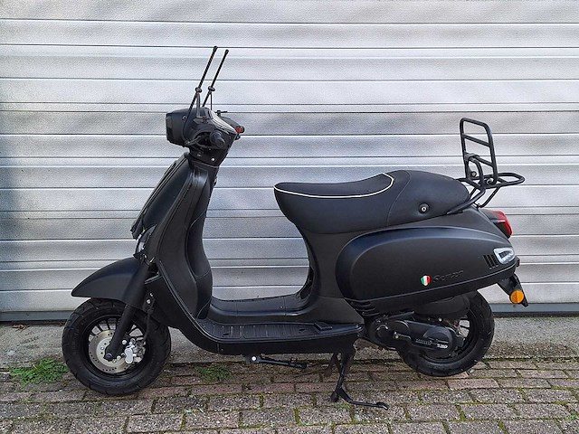 Senzo riva s 25 km snorscooter 4takt - afbeelding 1 van  7