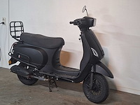 Senzo rivalux s 25 km snorscooter 4takt - afbeelding 6 van  7