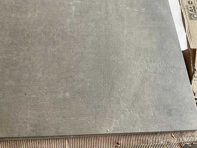 Serenissima vloertegels 80x80 cm ca. 2,5 m² (4x) - afbeelding 2 van  3