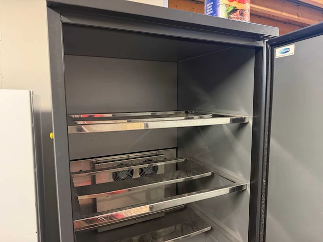 Serrco - ksc-720 e - professionele fustenkoeling / voorraadkoeler 7x 20 liter - afbeelding 4 van  6