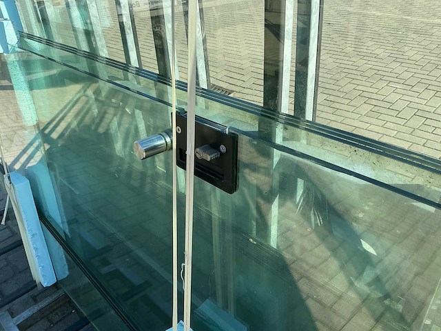 Serre - afbeelding 3 van  12