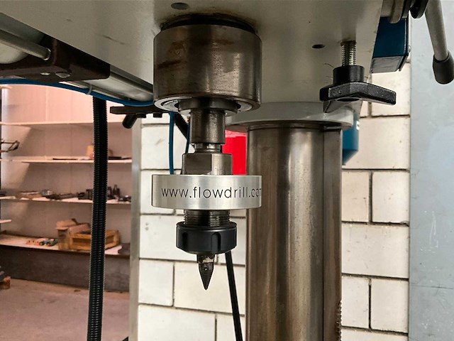 Serrmac tco 28 kolomboormachine met flowdrill-installatie - afbeelding 7 van  11
