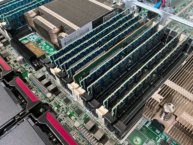 Server - hp - proliant dl360p gen8 - afbeelding 5 van  5